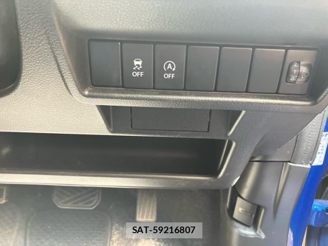 Suzuki X BEE 2018-02 8338606-13