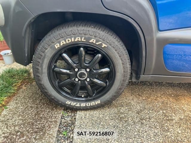 Suzuki X BEE 2018-02 8338606-4