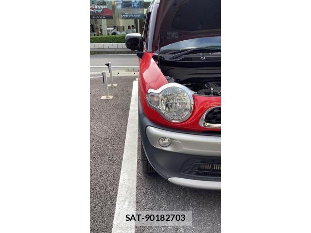 Suzuki X BEE 2018-06 8338605-11