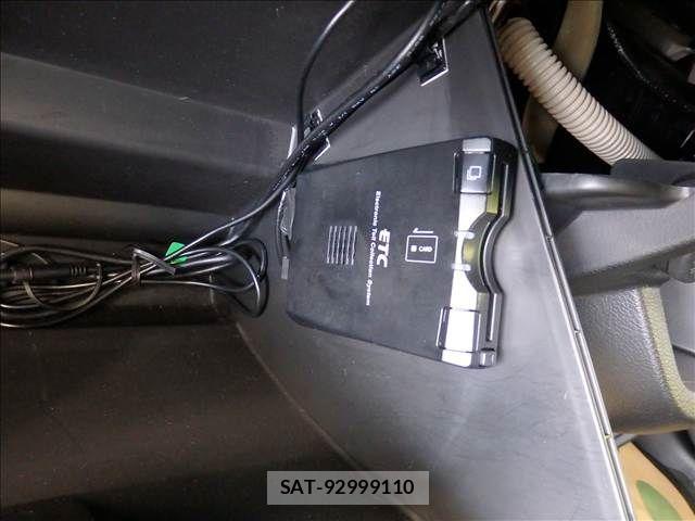 Suzuki X BEE 2017-12 8369912-9