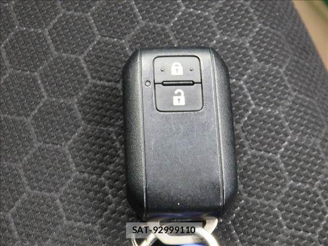 Suzuki X BEE 2017-12 8369912-12