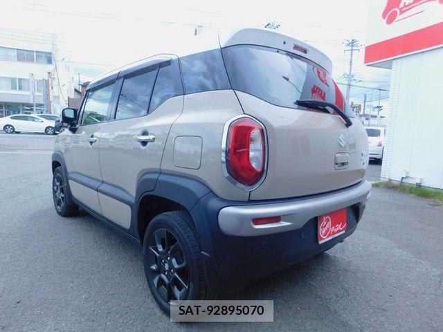 Suzuki X BEE 2018-11 8369913-5