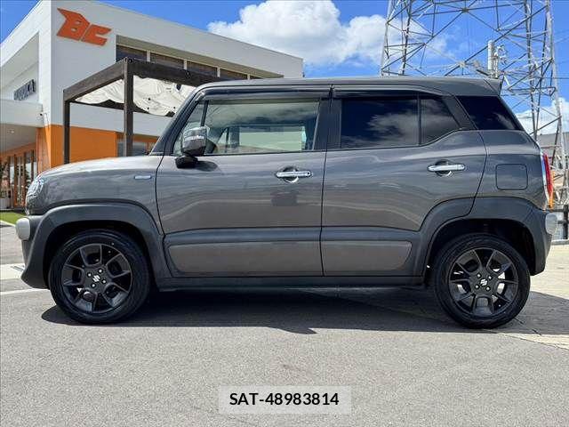 Suzuki X BEE 2019-01 8369915-10