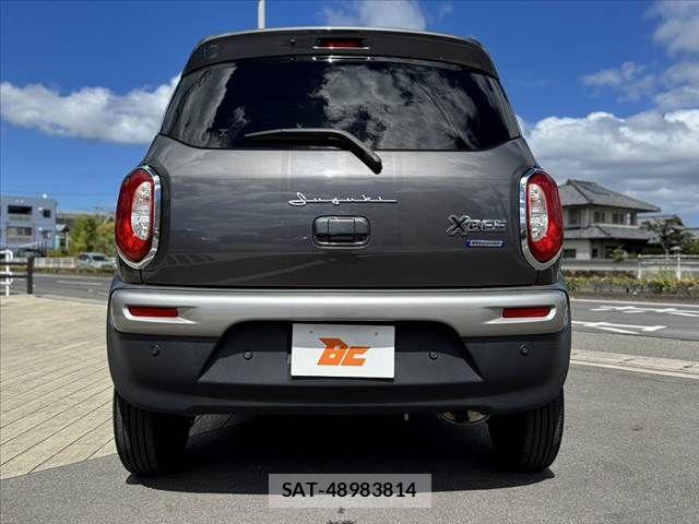 Suzuki X BEE 2019-01 8369915-13