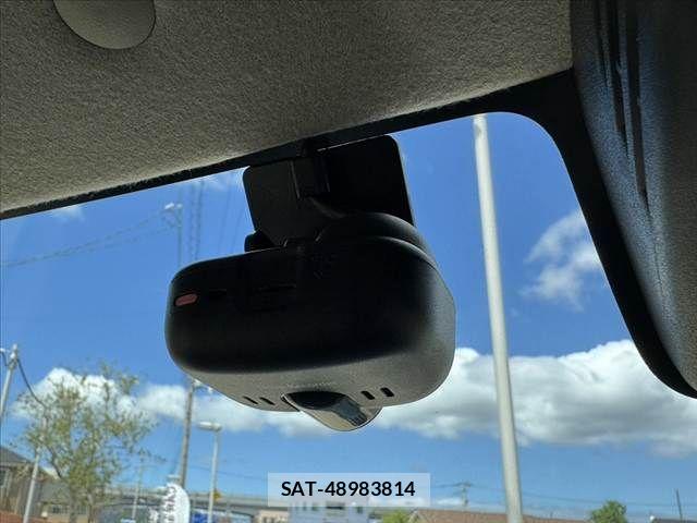 Suzuki X BEE 2019-01 8369915-29