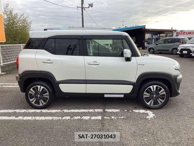 Suzuki X BEE 2025-04 8372415-10