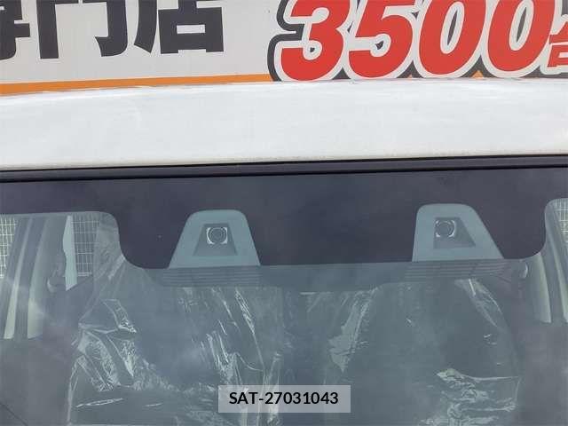 Suzuki X BEE 2025-04 8372415-15