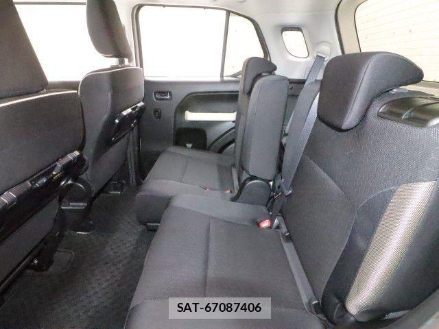 Suzuki X BEE 2021-02 8458812-9