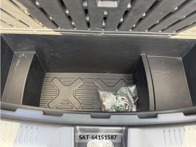 Suzuki X BEE 2018-06 8486312-15