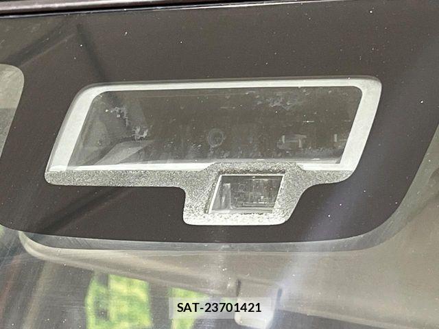 Suzuki X BEE 2019-11 8528383-6