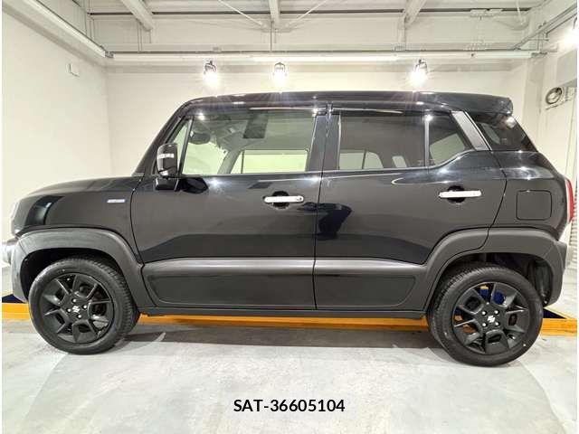 Suzuki X BEE 2019-09 8564184-4