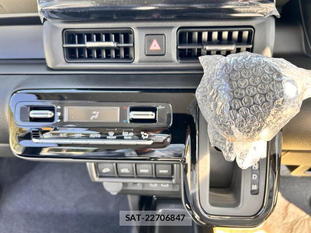 Suzuki X BEE 2025-10 8564183-9