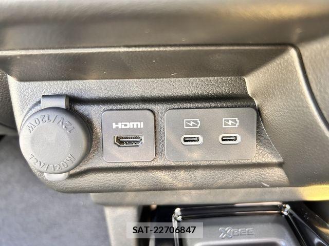Suzuki X BEE 2025-10 8564183-11
