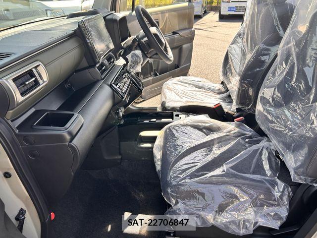 Suzuki X BEE 2025-10 8564183-15