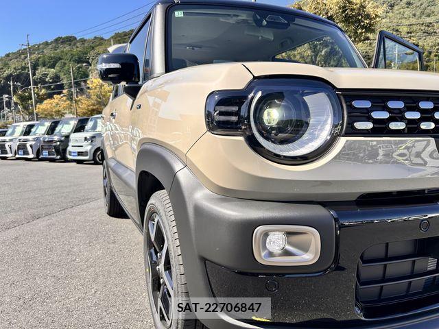 Suzuki X BEE 2025-10 8564183-21