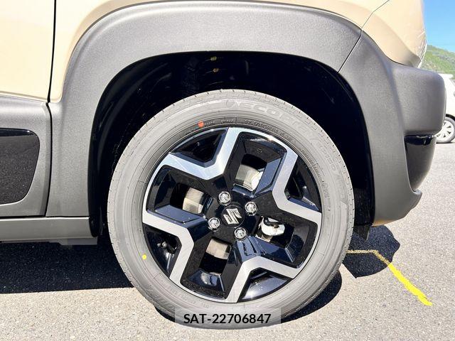 Suzuki X BEE 2025-10 8564183-22