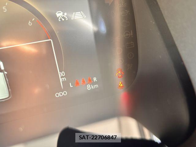 Suzuki X BEE 2025-10 8564183-27