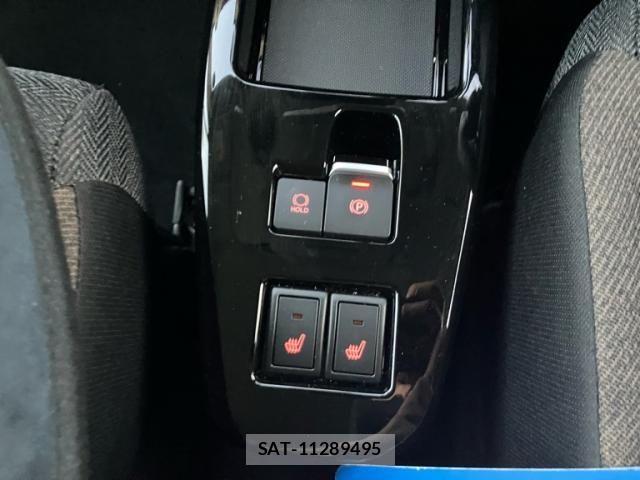 Suzuki X BEE 2026-05 8667196-24