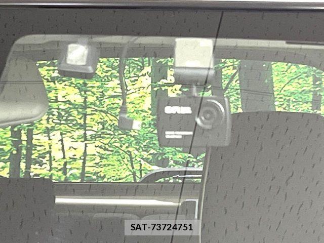 Suzuki X BEE 2018-05 8686977-6