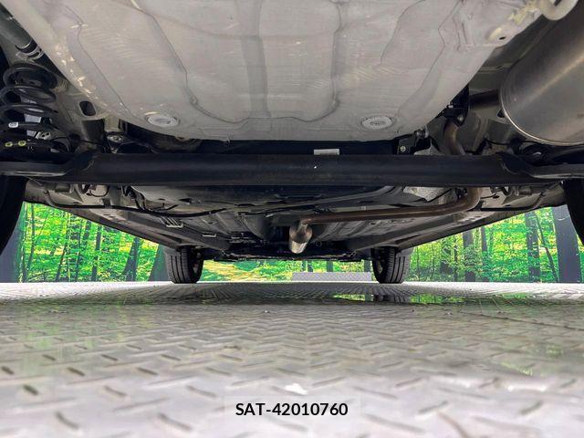 Suzuki X BEE 2019-03 8686975-18
