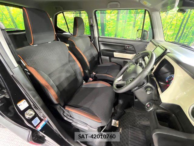 Suzuki X BEE 2019-03 8686975-7