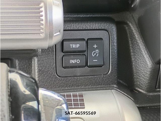 Suzuki X BEE 2020-11 8747008-12