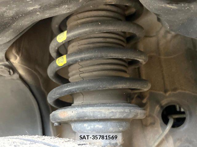 Suzuki X BEE 2019-10 8747004-19
