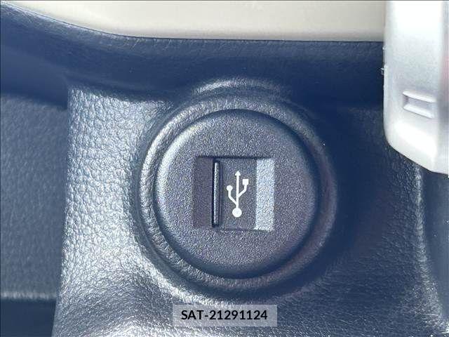 Suzuki X BEE 2019-03 8747007-17