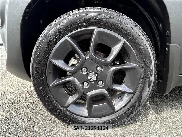 Suzuki X BEE 2019-03 8747007-2