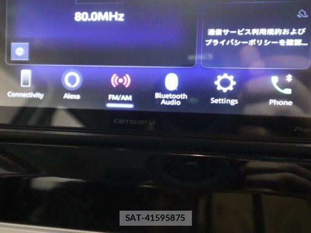 Suzuki X BEE 2021-06 8832629-15
