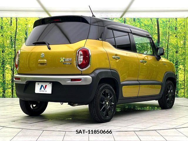 Suzuki X BEE 2018-03 8832630-16