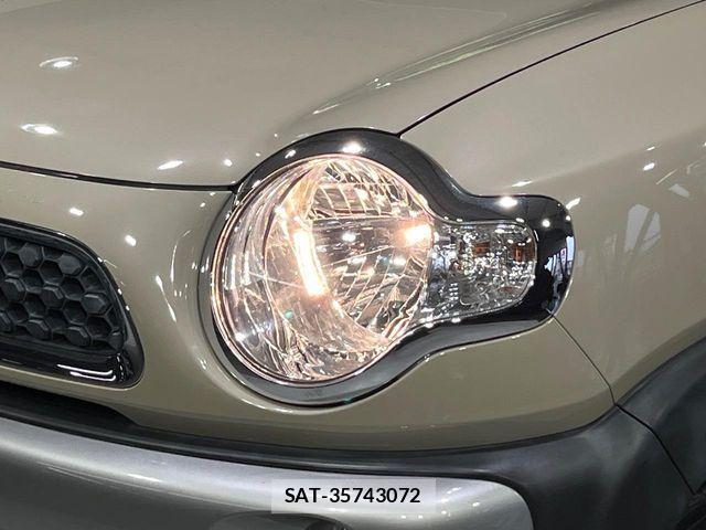 Suzuki X BEE 2018-07 8851160-11