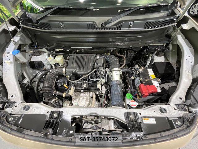Suzuki X BEE 2018-07 8851160-17