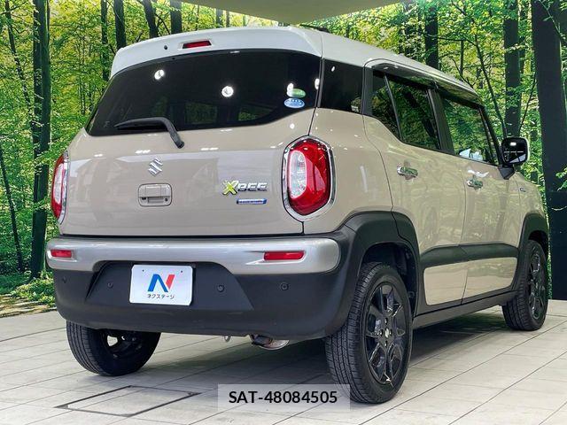 Suzuki X BEE 2019-07 8851161-16