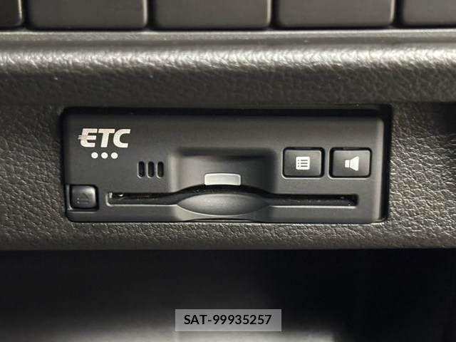 Suzuki X BEE 2021-05 8872450-8