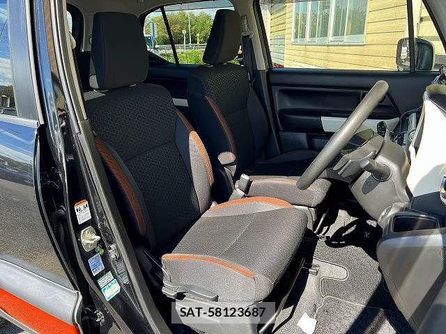 Suzuki X BEE 2018-07 8872451-9