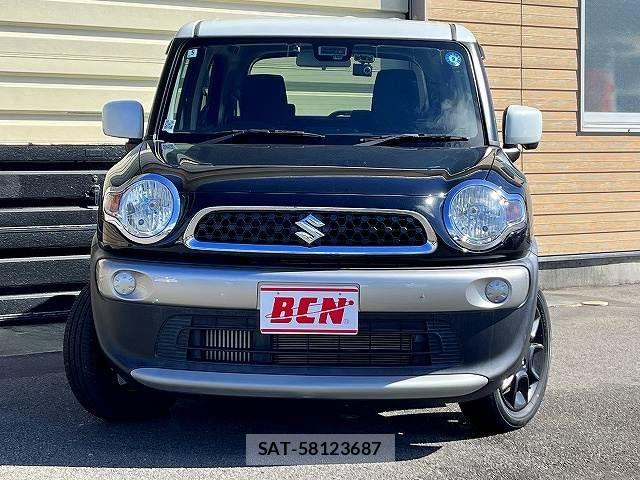 Suzuki X BEE 2018-07 8872451-1