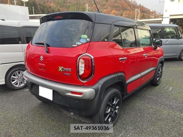 Suzuki X BEE 2018-03 921941-3