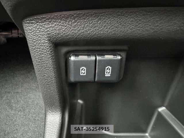 Suzuki X BEE 2025-01 1144111-18