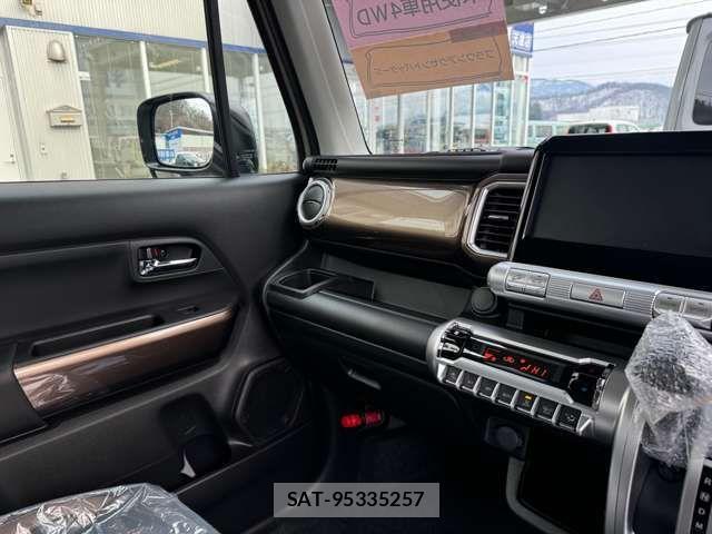 Suzuki X BEE 2025-01 1188264-5