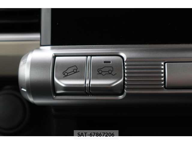 Suzuki X BEE 2018-09 1874892-15