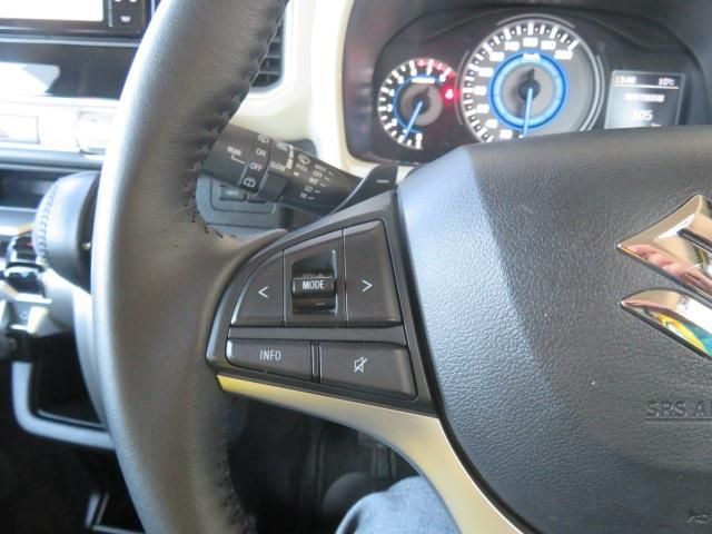 Suzuki X BEE 2019-09 3688669-8