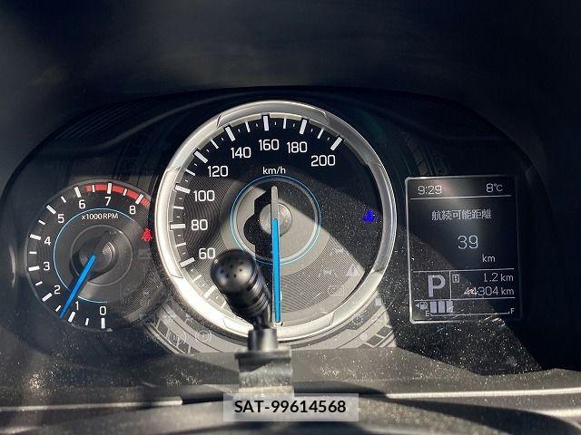 Suzuki X BEE 2021-07 5883424-18