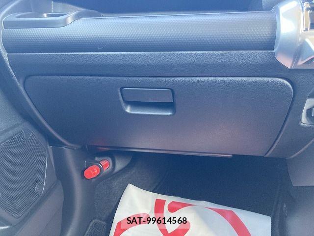 Suzuki X BEE 2021-07 5883424-28