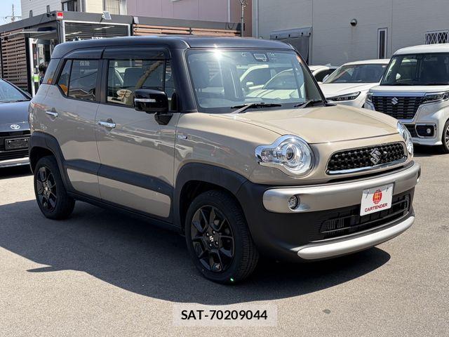 Suzuki X BEE 2019-07 6023718-1