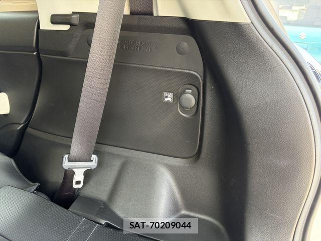Suzuki X BEE 2019-07 6023718-26