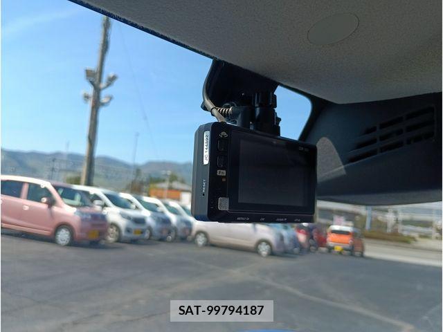Suzuki X BEE 2019-04 6248534-20
