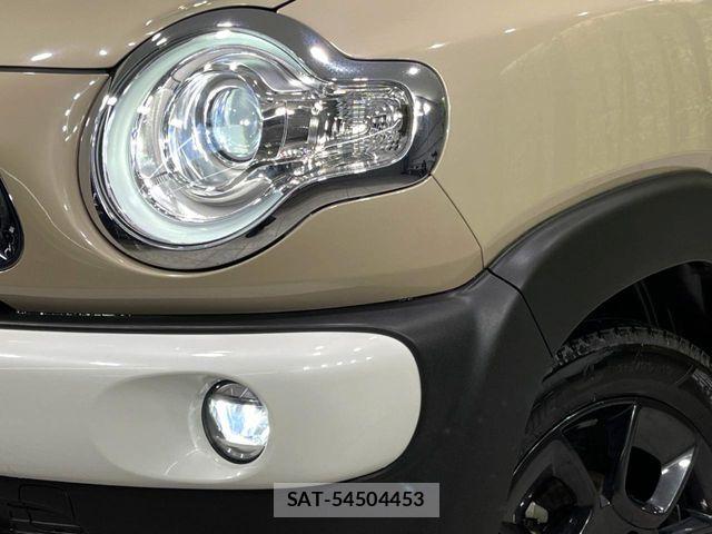 Suzuki X BEE 2018-08 6547543-12
