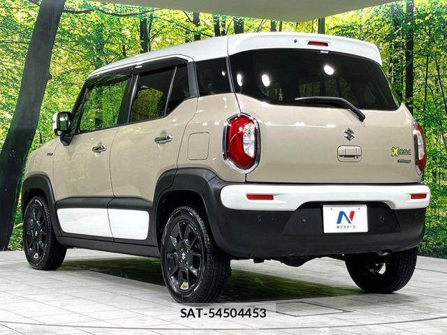 Suzuki X BEE 2018-08 6547543-17
