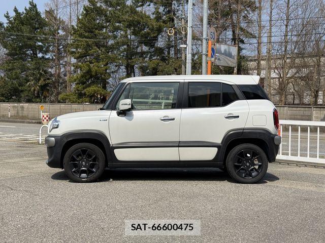 Suzuki X BEE 2018-01 6615862-8